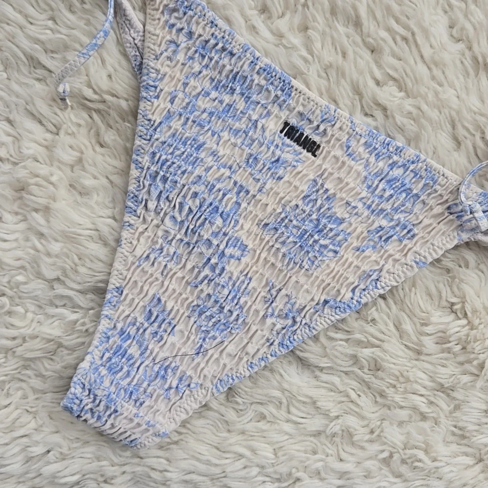 Triangl Blue Rose Voile String Bikini Bottom Small - Picture 2 of 5